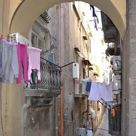 La Regina di Vertecoeli Napoli Esterno foto